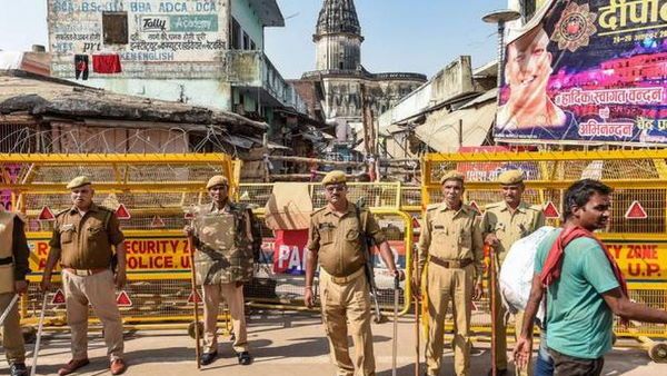 बाबरी विध्वंस मामला : कल आएगा CBI कोर्ट का फैसला, केंद्र ने कई राज्यों में जारी किया अलर्ट