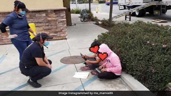 फ्री WiFi के लिए रेस्‍टोरेंट के बाहर बैठकर होमवर्क करती थीं दो बच्चियां, वायरल हुई फोटो तो मिली 1 करोड़ की मदद