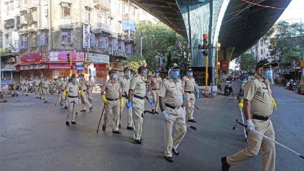 दिल्ली में ब्लास्ट के बाद मुंबई पुलिस को रखा गया हाई अलर्ट पर, इन इलाकों में सुरक्षा व्यवस्था कड़ी