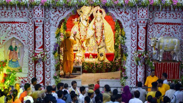 राम जन्मभूमि के बाद अब श्रीकृष्ण जन्मभूमि का मामला पहुंचा कोर्ट, शाही मस्जिद हटाने की मांग