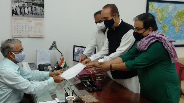 बिहार चुनाव के बीच विपक्ष का बड़ा दांव, RJD सांसद मनोज झा बने उपसभापति पद के उम्मीदवार