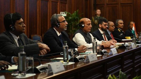 SCO से पहले राजनाथ सिंह और रूसी रक्षा मंत्री शोइगू के बीच हुई अहम बैठक, इन मुद्दों पर हुई चर्चा