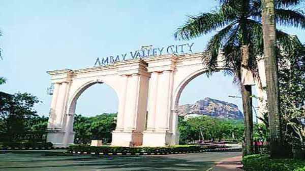 सहारा ग्रुप में जमा 4 करोड़ लोगों के 86,000 करोड़ रुपये खतरे में, सरकार ने SFIO से जांच के लिए लिखा