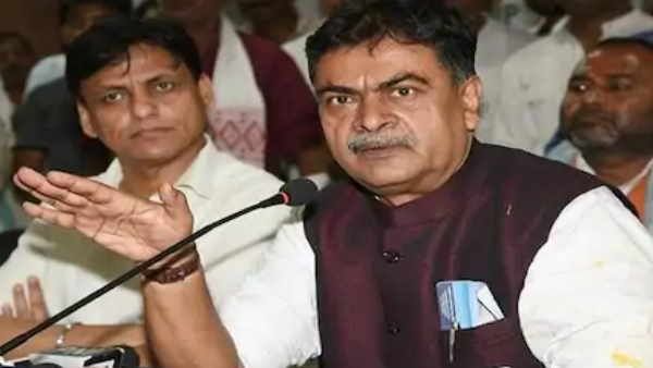 दिल्ली-महाराष्ट्र बिजली संकट पर गृह मंत्री के बाद आज आरके सिंह करेंगे अहम बैठक