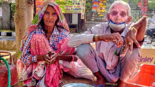 Viral Video: 70 साल के बाबा-अम्मा चाय बेचने को मजबूर, बेटे ने घर से निकाला और हाथ भी तोड़ दिया