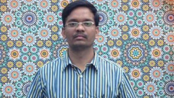 हाथरस के DM पर फूटा लोगों का गुस्सा, जयपुर में उनके घर के बाहर फेंका कूड़ा