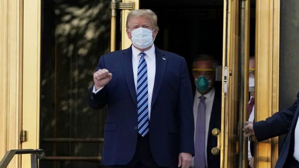 US Presidential Election 2020: राष्‍ट्रपति डोनाल्‍ड ट्रंप नहीं ले रहे कोरोना की दवाईयां, इलाज भी बंद