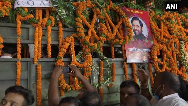 पटना में आज पूरे राजकीय सम्‍मान के साथ होगा रामविलास पासवान का अंतिम संस्‍कार
