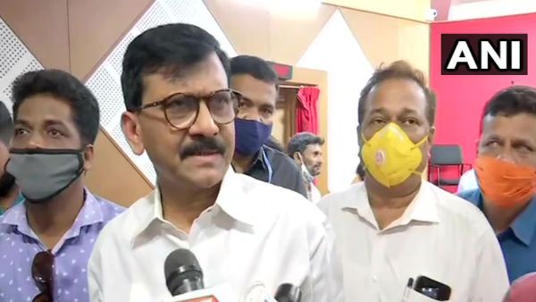 फारुख अब्दुल्ला और महबूबा को 10 साल के लिए कालापानी भेजे सरकार, ये खुले क्यों घूम रहे हैं- संजय राउत