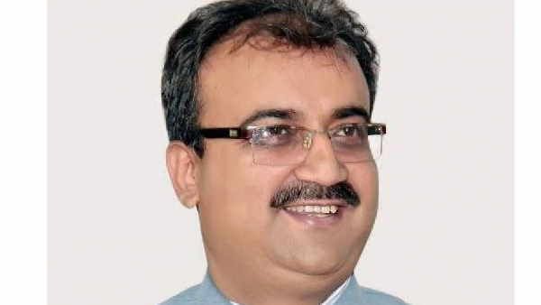 मेवालाल के बाद अब नीतीश कैबिनेट के स्वास्थ्य मंत्री मंगल पांडेय पर उठा सवाल, हटाने की मांग कर रहा महागठबंधन