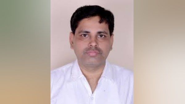 दुनिया के टॉप साइंटिस्ट में शामिल हुए चंदौली के डॉ. धर्मेंद्र, अमेरिका की संस्था ने जारी की लिस्ट