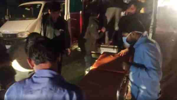 हरियाणा: NH-19 पर ईको कार में लगी आग, DSP ने ड्राइवर और गनमैन की मदद से छह लोगों की बचाई जान