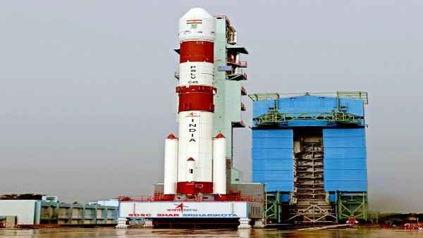 ISRO 7 नवंबर को लॉच करेगा 'EOS-01'सैटेलाइट, जानें ये कैसे करेगी सेना की मदद