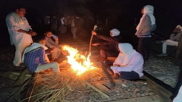 Gurjar Andolan : जयपुर के ग्रामीण इलाकों में इंटरनेट बंदी की अवधि बढ़ाई, दिल्ली-मुंबई ट्रेक पर बैठे हैं गुर्जर
