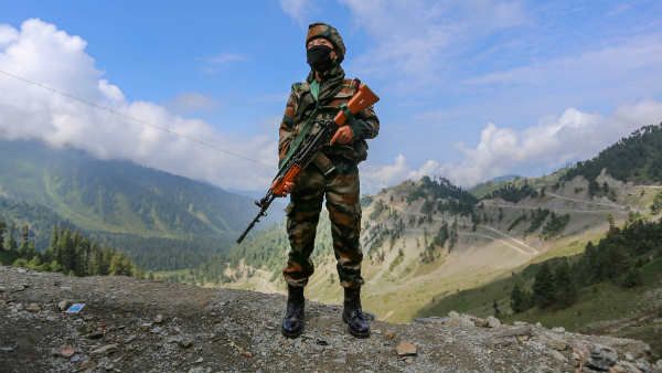 सेना का एतिहासिक कदम, 70% महिला अधिकारियों को परमानेंट कमीशन