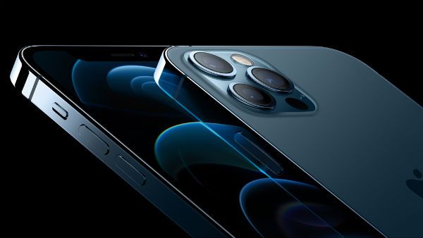 iPhone 12 देख डोल गया डिलीवरी ब्‍वॉय का ईमान, 14 सेट लेकर हुआ फरार, जानिए फिर क्‍या हुआ आगे