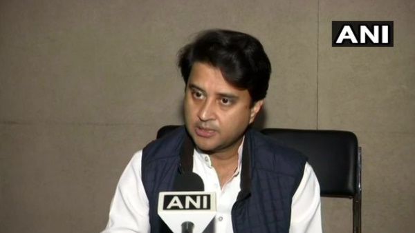 मध्य प्रदेश उपचुनाव 2020 परिणाम , ज्योतिरादित्य बोले-नतीजों से तय हुआ कमलनाथ व दिग्विजय सिंह धोखेबाज