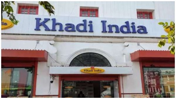 वोकल फॉर लोकल अभियान का असर, खादी सेल में हुई रिकॉर्ड बढ़ोतरी, एक दिन में 1 करोड़ से ज्यादा की बिक्री