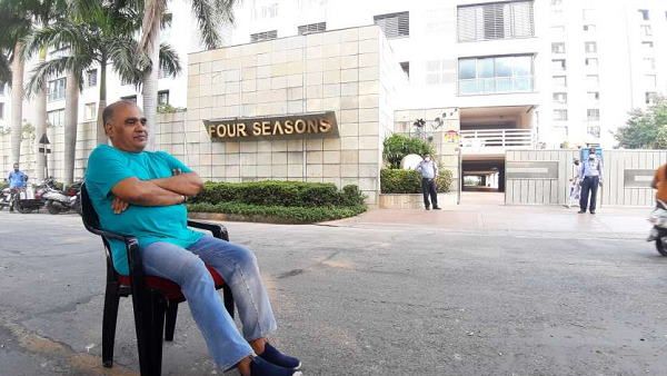 फर्जी सर्कुलेशन से करोड़ों की ठगी मामले में 2 अरेस्ट, मुख्य आरोपी BJP नेता पीवीएस शर्मा हॉस्पिटल में