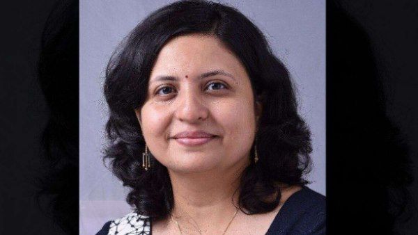 सोशल एक्टिविस्ट बाबा आमटे की पोती शीतल आमटे ने की आत्महत्या, बॉडी के पास मिले जहरीले इंजेक्शन