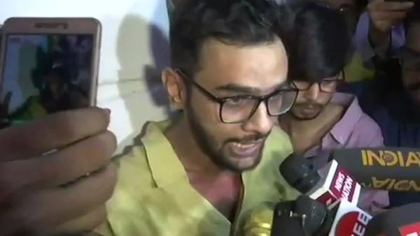 दिल्ली पुलिस का दावा-ट्रंप दौरे के दौरान उमर खालिद ने रची दंगों की साजिश