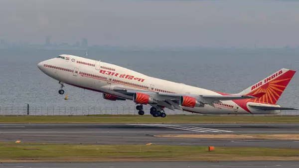 कोरोना वायरस के नए स्ट्रेन का खतरा, सउदी अरब और ओमान के लिए हफ्ते तक फ्लाइट रद्द