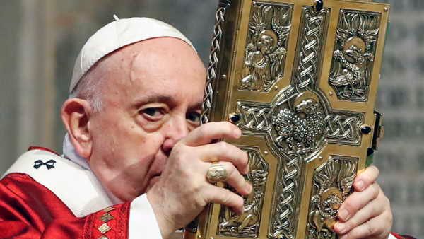 Covid Vaccine में ऐसा क्या है जिससे डर रहे हैं कैथोलिक ईसाई ? Pope को आना पड़ा सामने