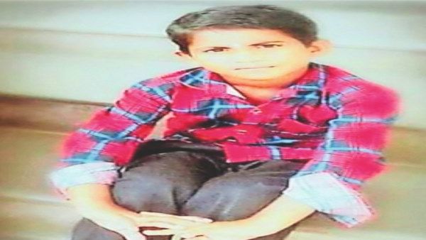 राजस्थान : गड़ा धन निकालने के लिए 11 साल के बच्चे की बलि, नाक, कान व नाखून कटा शव खेत में मिला