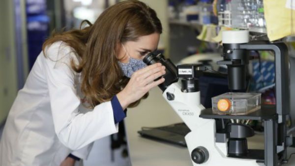 COVID-19: ब्रिटेन में आई एक और मुसीबत, अब मिले साउथ अफ्रीकन वेरिएंट के दो मरीज