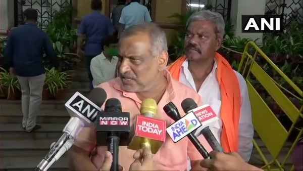 कर्नाटक विधानसभा में भारी हंगामे के बीच गौ हत्या रोधी विधेयक हुआ पारित, जानें डिटेल