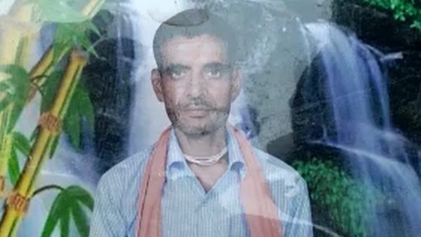 फतेहपुर: दहेज की मांग पूरी न होने पर नहीं आई बारात, लड़की के पिता ने फांसी लगाकर दी जान