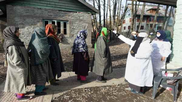 J&K DDC elections:भाजपा-गुपकार गठबंधन दोनों क्यों कर रहे हैं जीत के दावे, आंकड़ों से समझिए