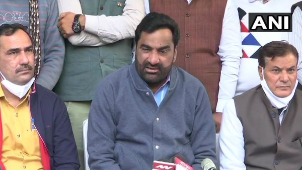 Farmers Protest: हनुमान बेनीवाल ने 3 संसदीय समितियों से दिया इस्तीफा, NDA का भी छोड़ सकते हैं साथ