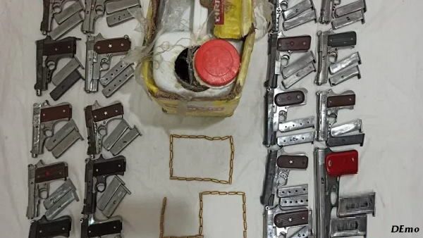 यूपी में हरियाणा पुलिस ने किया असलाह निर्माण फैक्ट्री का भंडाफोड़, भारी मात्रा में हथियार जब्त, 4 धरे
