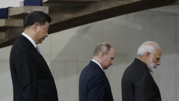 रूस के विदेश मंत्री बोले-अमेरिका की वजह से आमने-सामने India-China, हमसे भी दूर हो रहा भारत