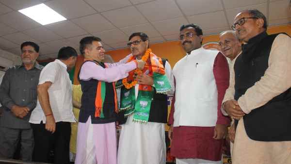 J&K DDC polls:सिर्फ एक हिंदू परिवार वाली सीट से जीतने वाले BJP उम्मीदवार इकबाल मलिक कौन हैं ?