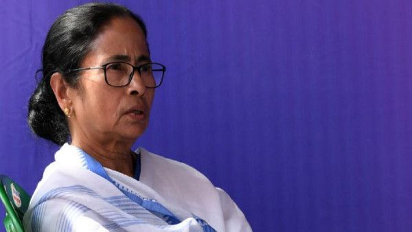 West Bengal: खतरे में ममता की सरकार, BJP का दावा जनवरी तक 60-65 TMC विधायक छोड़ देंगे पार्टी