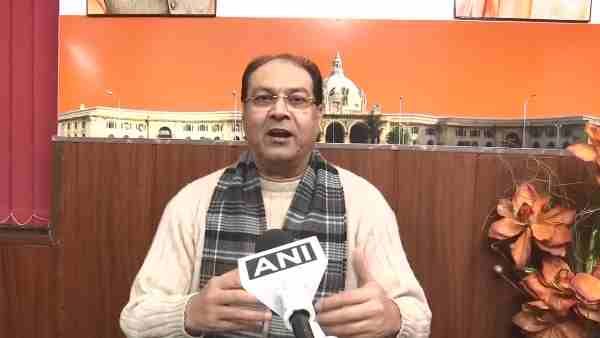 नोएडा फिल्म सिटी के खिलाफ शिवसेना अंडरवर्ल्ड के साथ मिलकर कर रही है साजिश, योगी के मंत्री मोहसिन रजा का आरोप