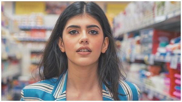 सुशांत की फिल्‍म दिल बेचारा की एक्‍ट्रेस संजना सांघी के इस विज्ञापन पर भड़की पूजा बेदी, बताया भयानक