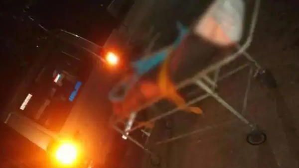 झारखंडः गाड़ी के पीछे स्ट्रेचर बांधकर शव को घसीटते हुए ले गई पुलिस