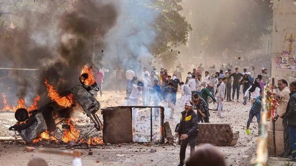 दिल्ली दंगे: कोर्ट ने कहा- सबूत इशारा कर रहे हैं उमर खालिद, ताहिर हुसैन ने मिलकर रची साजिश