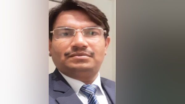 Ghaziabad: अपर जिला जज ने फांसी लगाकर दी जान, आवास में लटका मिला शव