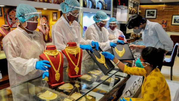 Gold Hallmarking: 31 अगस्त से बदल जाएगा सोने से जुड़ा जरूरी नियम, गोल्ड ज्वैलरी खरीदने से पहले जरूर जानें