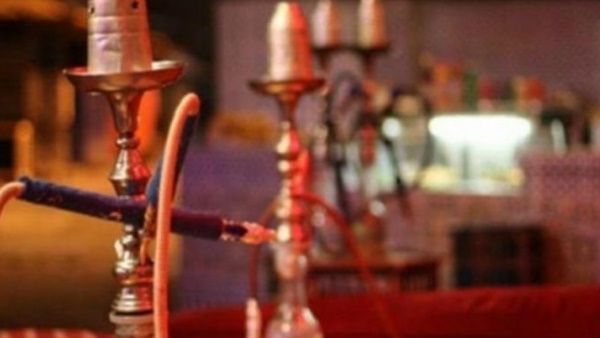 दिल्ली: रोहणी में चल रहे 2 अवैध हुक्का बार पर पुलिस की छापामारी, 65 लोग गिरफ्तार