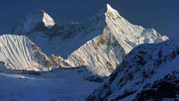 नेपालियों ने सर्दी में k2 पर्वत फ़तह कर रच दिया इतिहास