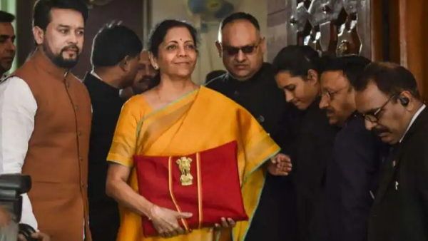 Budget 2021: बजट में टेलीकॉम सेक्टर के लिए बड़ी घोषणाएं संभव, 5G पर होगा फोकस