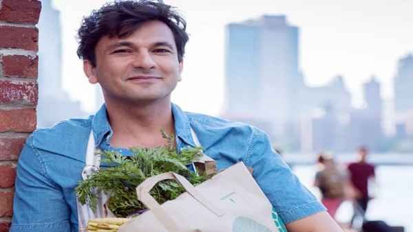 सेफ विकास खन्‍ना का नेपोटिज्‍म पर बड़ा खुलासा, बोले मुझे मिली धमकी- फिल्‍म रिव्‍यू के लिए कीमत दो नहीं तो