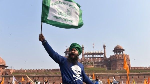 देश व समाज हित में गणतंत्र के वास्तविक मायने जल्द समझने होंगे