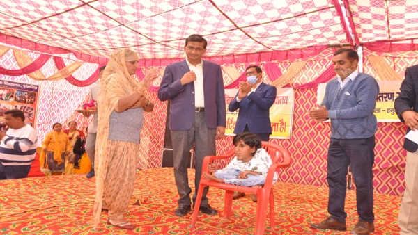 कौन हैं ये राजस्थान की 'स्टीफन हॉकिंग' अनुराधा बुडानिया, पूरा शरीर दिव्यांग, सिर्फ दिमाग करता है काम