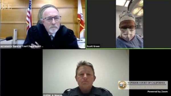 अमेरिका का अजीब डॉक्टर: सर्जरी करते वक्त कोर्ट में ट्रायल के लिए हुआ पेश, जानिए वीडियो देख जज ने क्या कहा